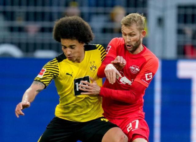 v体育-聚勒之后是施洛特贝克，反攻拜仁从重组后防开始！