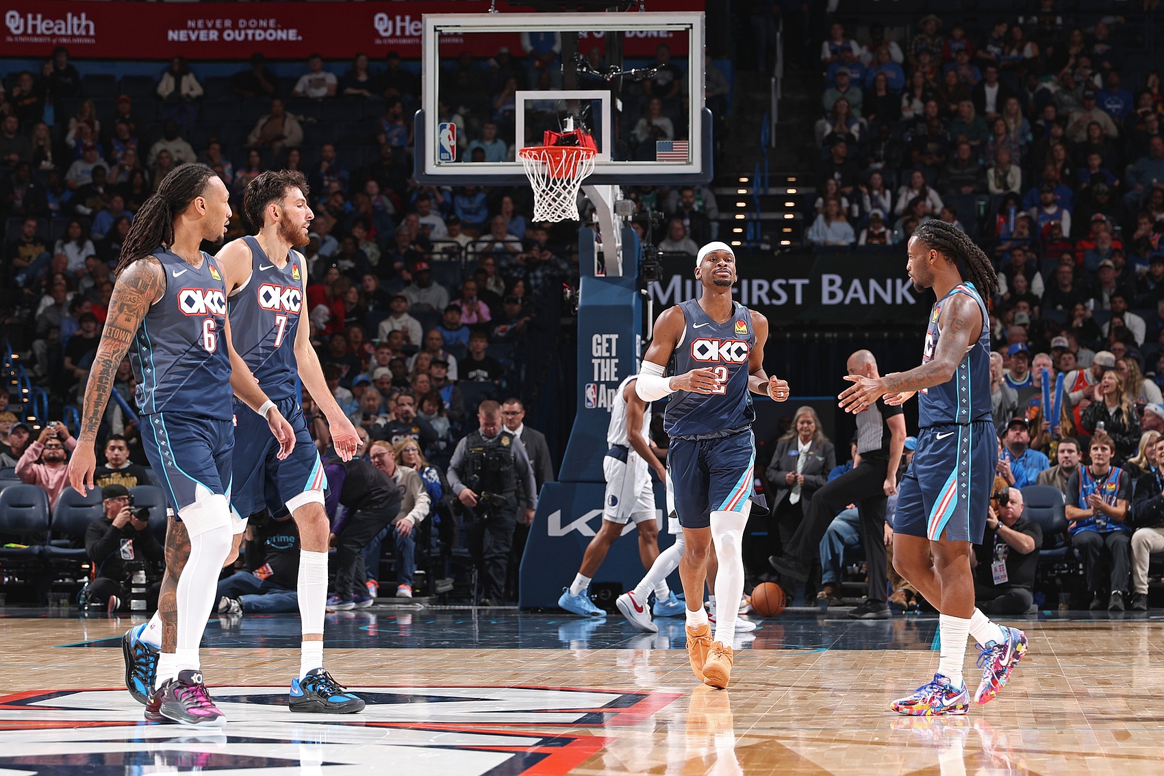 v体育app-30队赛程难度全解析:火箭&湖人迎利好!骑士最轻松!掘狼难哭了